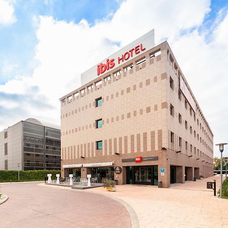Готель Ibis Alcala De Henares La Garena Екстер'єр фото