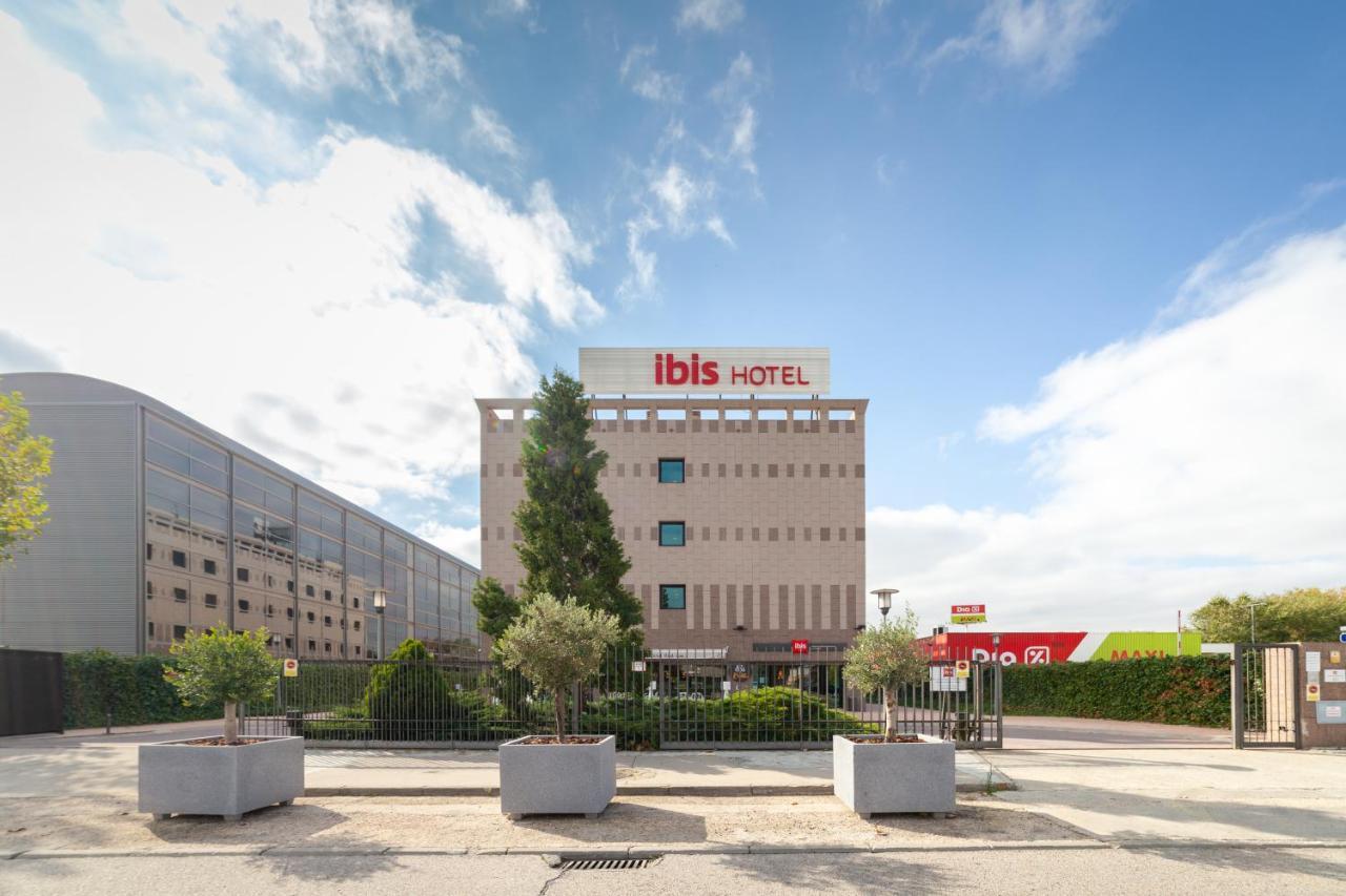 Готель Ibis Alcala De Henares La Garena Екстер'єр фото