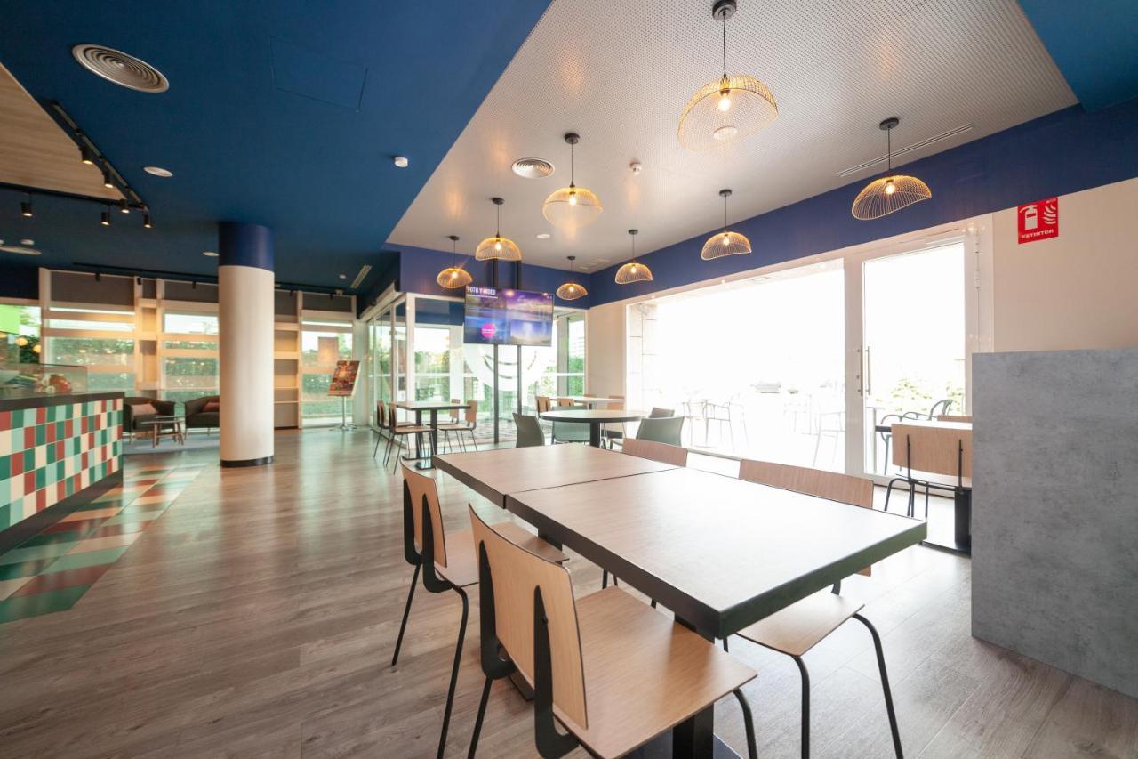 Готель Ibis Alcala De Henares La Garena Екстер'єр фото