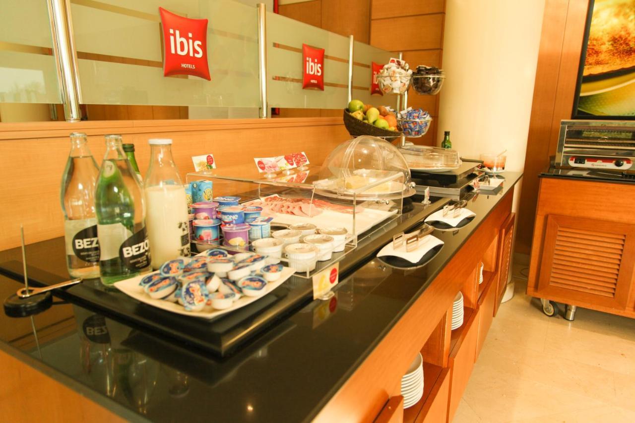 Готель Ibis Alcala De Henares La Garena Екстер'єр фото